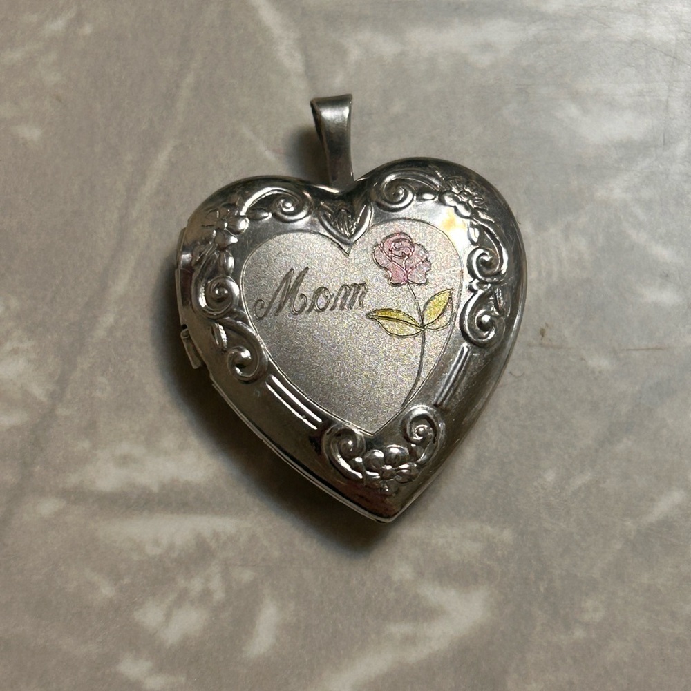 Sterling Silver 925 Mom Heart Locket Pendant with Rose Design